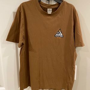 Men’s H&M pacific parks T-shirt
